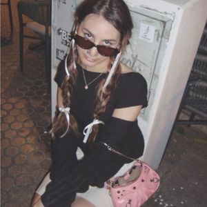 Meet your Posher, Stefanie